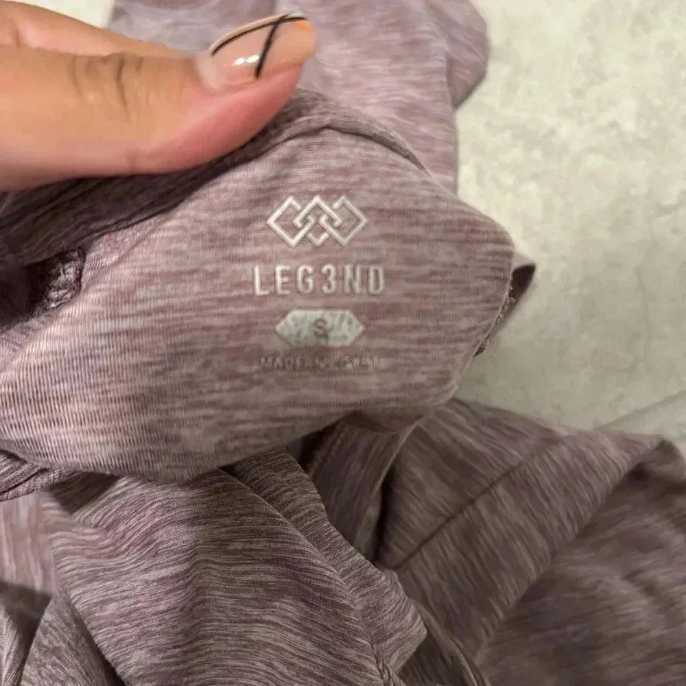 Light Purple Workout Tee - Picture 3 of 3
